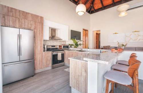 Punta Cana Villa | Tropical villa with picuzzi at Green Village BCA