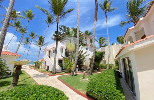 Bavaro Hotel | TROPICAL VILLAS and SUITES - BEACH CLUB, SPA, RESTAURANTS - playa LOS CORALES