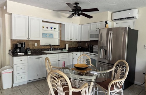 Venice Casa | Tropical Villas of Venice Beach
