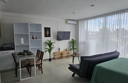 San Pedro Apartamento | Tropical Vista iFreses, 2nd floor! AC, TV and Pool