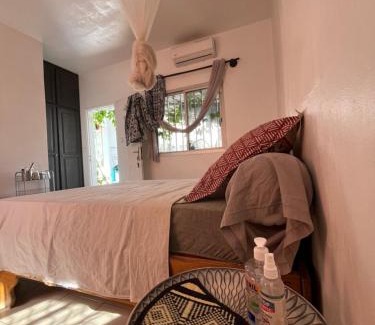 Ngor Casa | Tropicali ⁿᵉᵃʳ ⁿᵍᵒʳ ᵇᵉᵃᶜʰ ᵃⁿᵈ ⁱˢˡᵃⁿᵈ