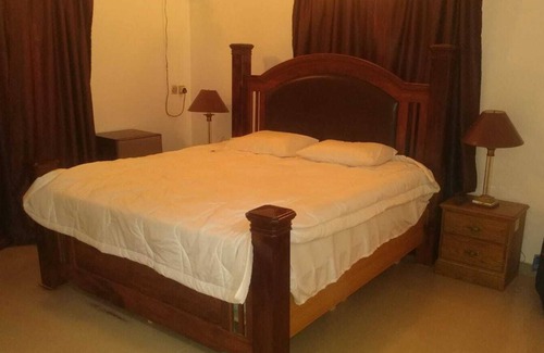 Alimosho Hotel | Trotty Apartments