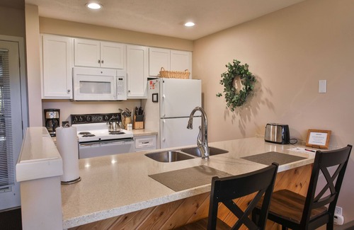 Harbor Springs Condominio | Condominio 127 - Trout Creek Condos