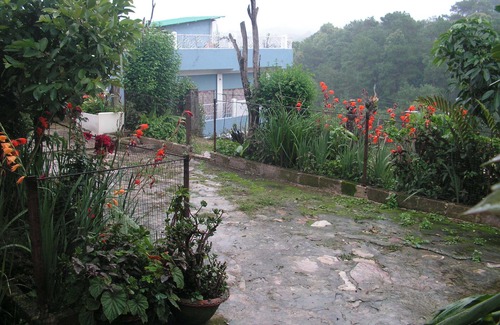 Laitumkhrah Casa | Troya Home Stay - ¡No es un hotel! Ven a quedarte en un hogar!