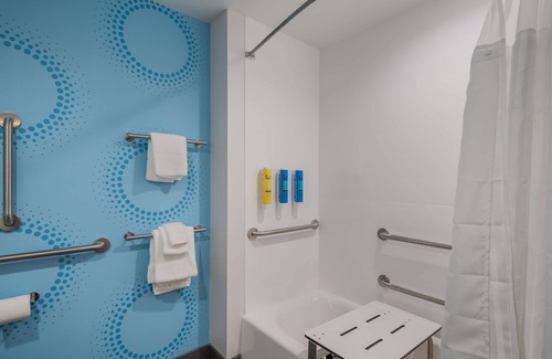 Greensboro Hotel | Tru by Hilton Greensboro, NC