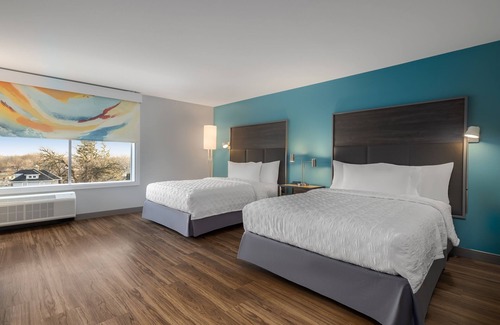 Oshkosh Hotel | Tru By Hilton Oshkosh