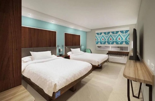 Rossford Hotel | TRU by Hilton Perrysburg Toledo, OH