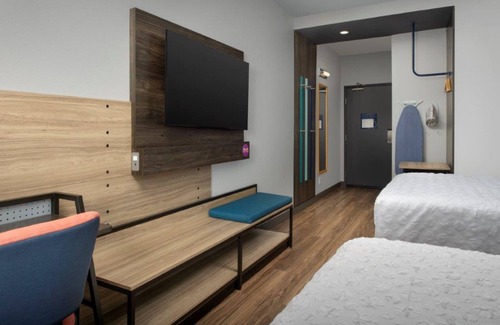 Far North Central Hotel | Tru by Hilton San Antonio North
