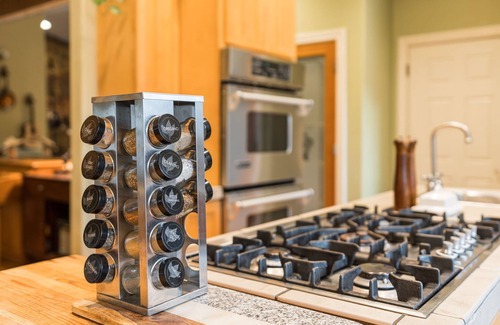 Verdi Casa | Truckee River Retreat