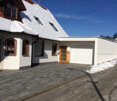 Veringenstadt Apartamento | Trudis Ferienwohnung