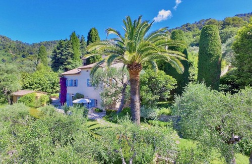 Peymeinade Casa | True Haven of Peace on the French Riviera 12+