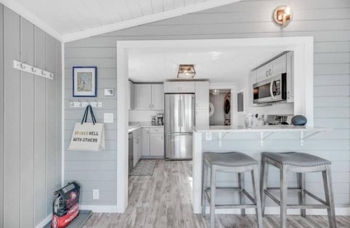 East Corinth Casa | True lakefront living on Boyd Lake, Maine. Luxury on the lake for all to enjoy.