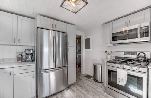 East Corinth Casa | True lakefront living on Boyd Lake, Maine. Luxury on the lake for all to enjoy.