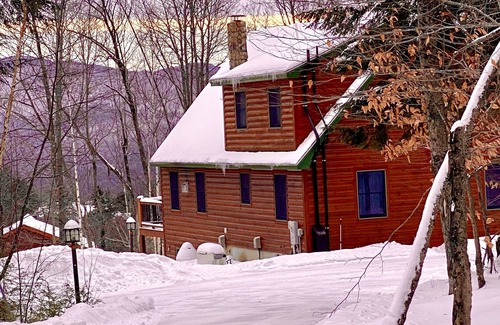 Sunday River Area Casa | Verdadero norte en Sunday River 4 millas al Lodge en Deseable Powder Ridge