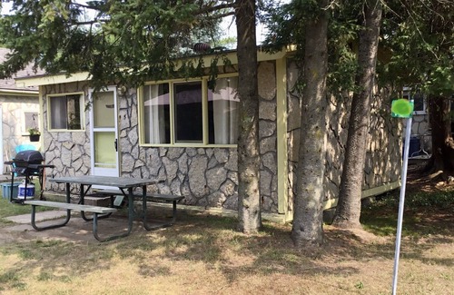 Sauble Beach Cabaña | True North