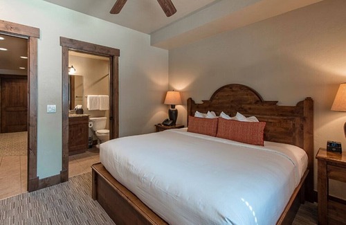 Breckenridge Cabina | TRUE Ski In/Out Luxury Suite Residence, Grand Lodge on Peak 7, Breckenridge CO
