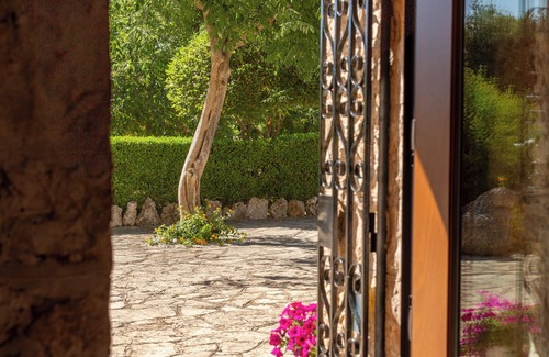 Ceglie Messapica Villa | Trulli inn Villa: piscina privada, jardín, barbacoa. wifi. 5 habitaciones