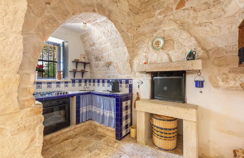 Martina Franca Cabaña | Trullo del Sole by BarbarHouse