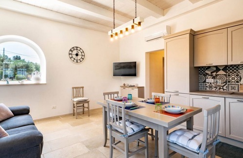 Ostuni Villa | Trullo Giuseppe by Rentbeat