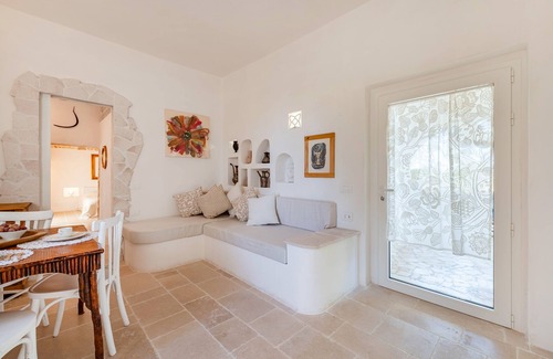 L'Assunta Casa | Trullo Marilì on the Fasano Selva