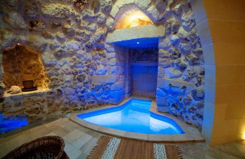 Castrignano de' Greci Apartamento | Trullo Meraviglia With Garden And Pool - Happy Rentals