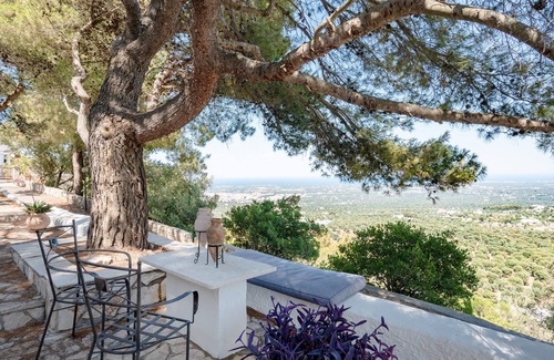 Fasano Casa | Trullo 'Rossi' with Mountain View, Wi-Fi and Air Conditioning
