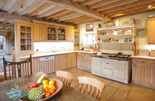 Painswick Cabaña | Truly magical Highgrove Barn with stunning Views