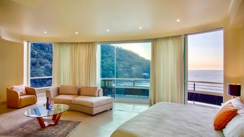 Boca de Tomatlán Villa | Truly one of the finest villa for rent in Puerto Vallarta