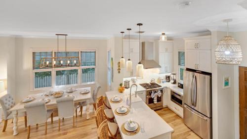 Bahama Village Casa | Trumans Trove by Last Key realty