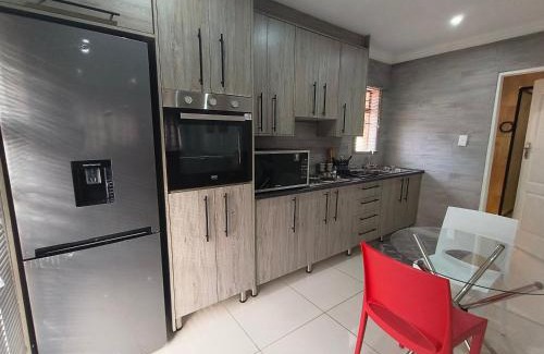 Moreleta Park Casa | Trumma Guest House