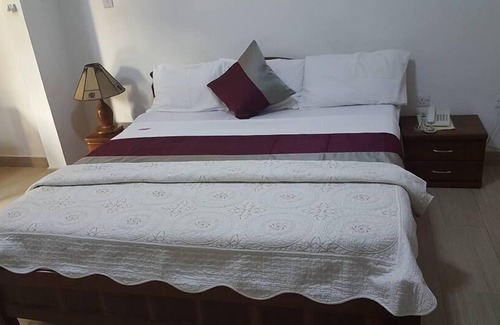 Sekondi-Takoradi Hotel | Trust Lodge