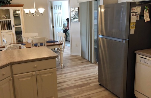Chatham Casa | Prueba B4 que compras, carrito de golf, wifi, lote de esquina, ... ¡Guauu!