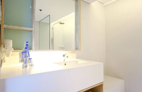 Barangay 76 Hotel | TRYP by Wyndham Mall of Asia Manila