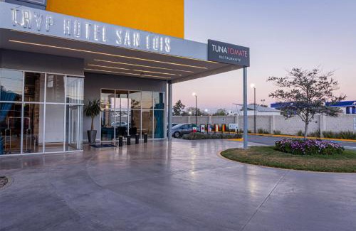 San Luis Potosí Hotel | TRYP by Wyndham San Luis Potosi Hotel & Suites