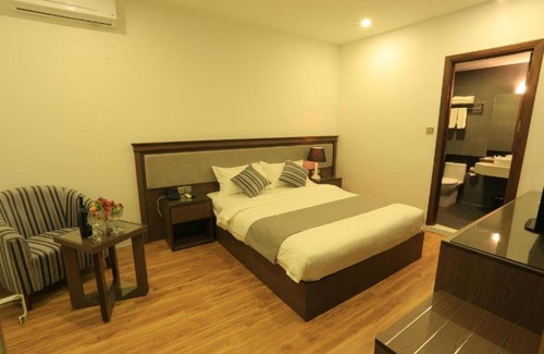 Truc Bach Hotel | Tryst Hotel - 71 Nguyen Truong To - By Bay Luxury