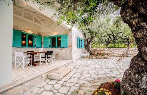 Agia Marina Casa | Tsantri Olive Grove residence