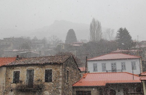 Trikolonoi Casa | Tsarbou Guesthouse