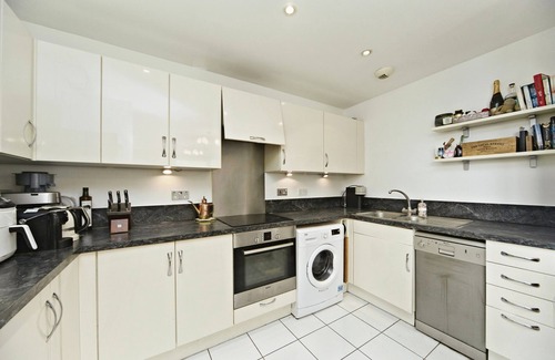Broad Green Apartamento | TTSA - 2 Bedroom Apartment-Croydon-Mayday Hospital