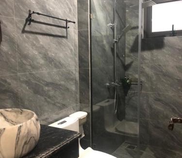 Ha Long Hotel | Tuần Châu HQT