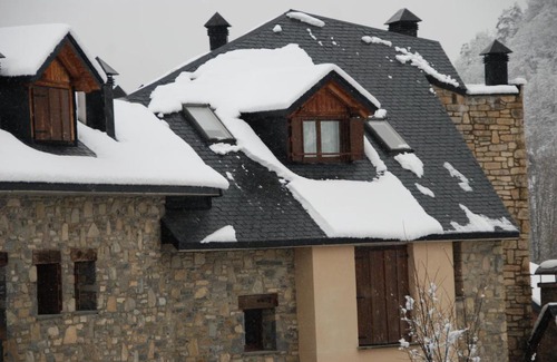 Escarrilla Apartamento | TU APARTAMENTO EN FORMIGAL-PANTICOSA SALLENT-Escarrilla