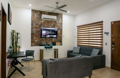 Autlán de Navarro Casa | !Tu Comfort Seguridad en Coto Alberca e Internet!