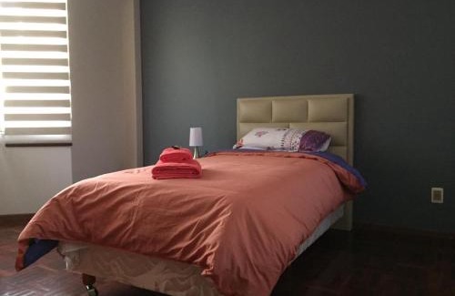 Macrodistrito Sur Apartamento | Tu experiencia comienza aquí Departamento 3D 3C Achumani a pasos de la calle 29