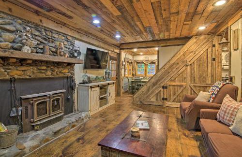 Sautee Nacoochee Casa | Tubes and Kayaks 5-Acre North Georgia Mtn Retreat