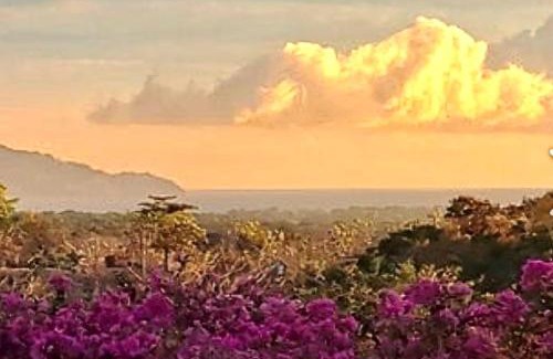 Tarcoles Cama Y Desayuno | Tucanes Ridge Bed and Breakfast