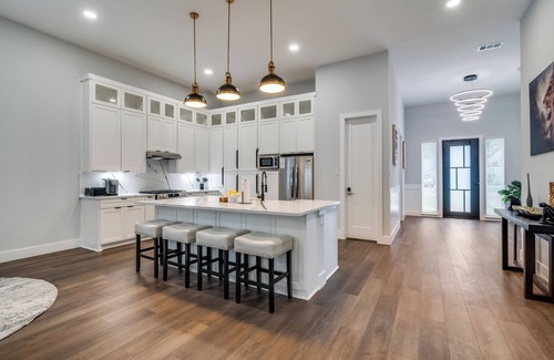 Garland Casa | Tucked away New construction Home near Garland Downtown area