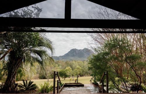 Rathdowney Casa | Tuckeroo Cottages - Blue Wren Cottage