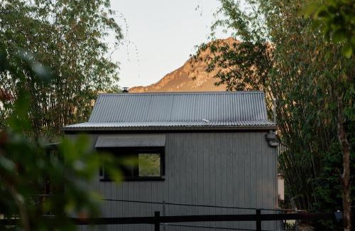 Rathdowney Casa | Tuckeroo Cottages - Blue Wren Cottage