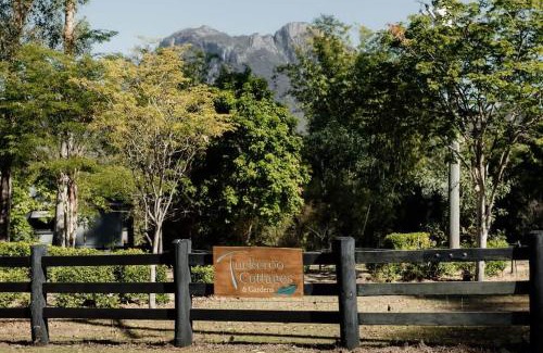 Rathdowney Casa | Tuckeroo Cottages - Kookaburra Cottage