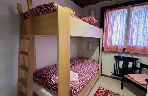 Campo Carlo Magno Apartamento | Tuckett Lodge - A large flat for families and groups of friends