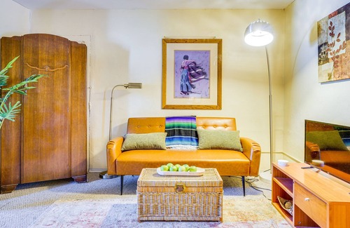 Tucson Apartamento | Tucson Desert Getaway: Pet Friendly, Mountain View